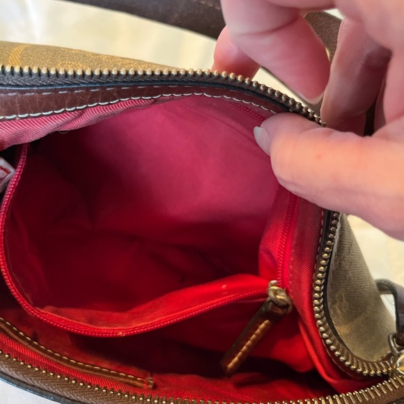 Vintage Dooney & Bourke  Hearts Baguette Shoulder Bag - Picture 8 of 13